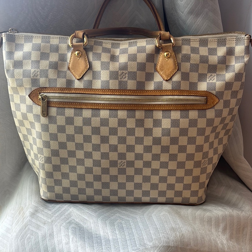 Louis Vuitton Saleya GM